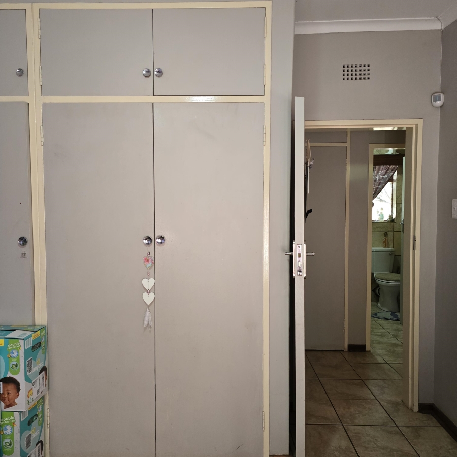 3 Bedroom Property for Sale in Kuruman Northern Cape